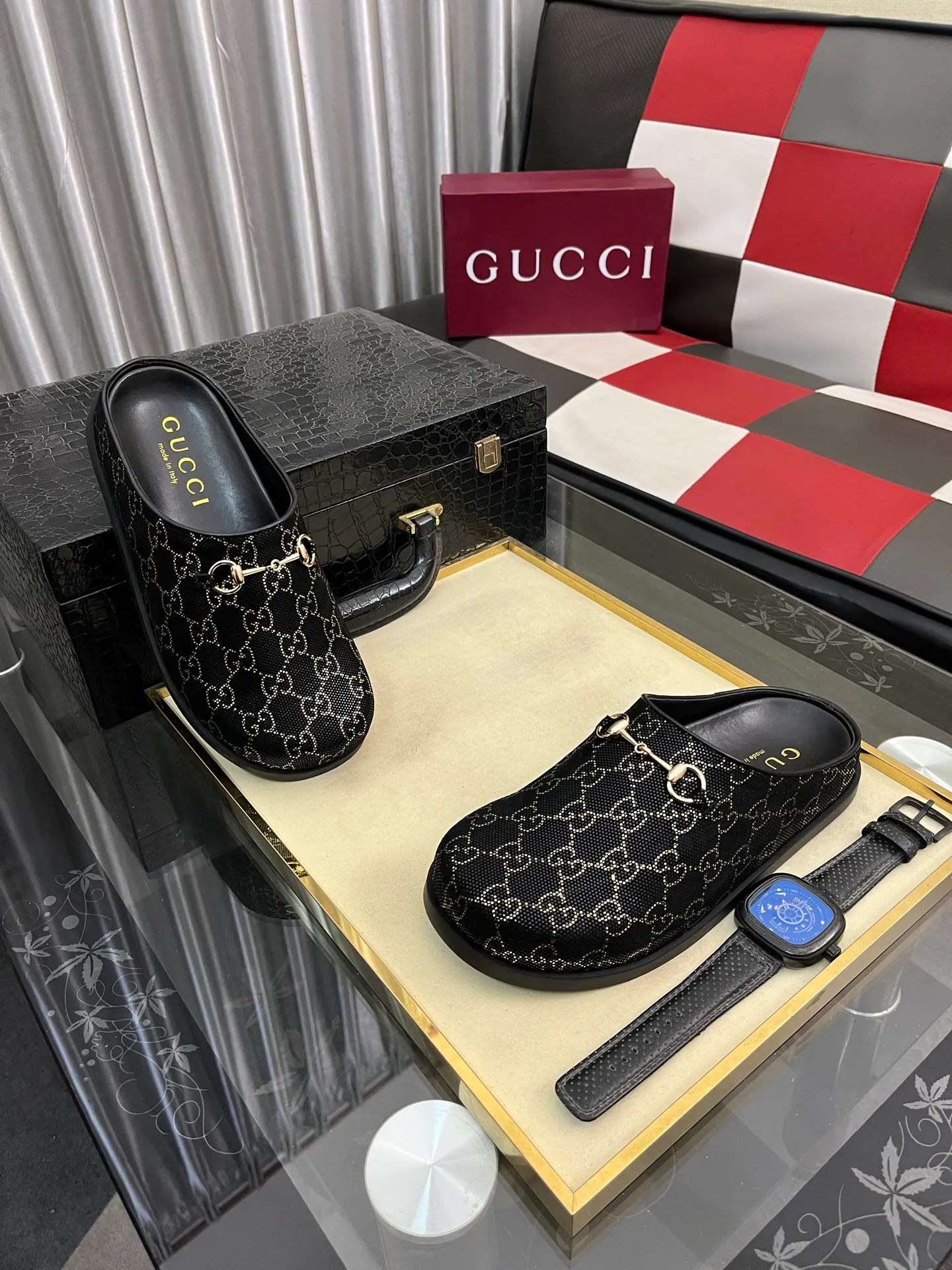 Ex-factory price: 438⌚️⌚️[Gucci] 2025 new season half-slip men's shoes, made of Italian imported first-layer frosted cowhide➕sheepskin lining, original hardware buckle, original combination wear-resistant outsole, real shot 🎬 Very comfortable on the feet, size 38-44